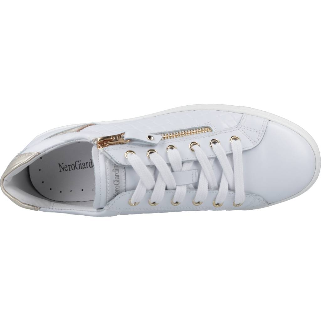 NERO GIARDINI ED en color BLANCO (7)