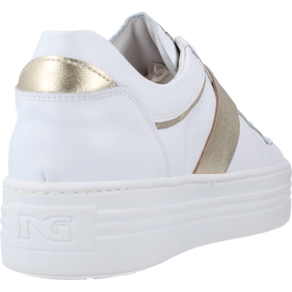NERO GIARDINI ED en color BLANCO (3)