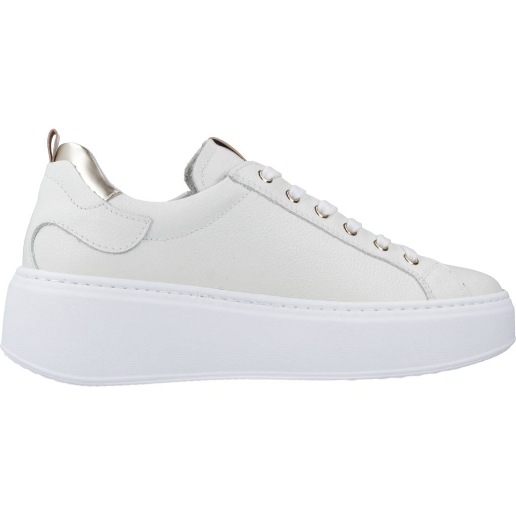 NERO GIARDINI ED en color BLANCO (4)