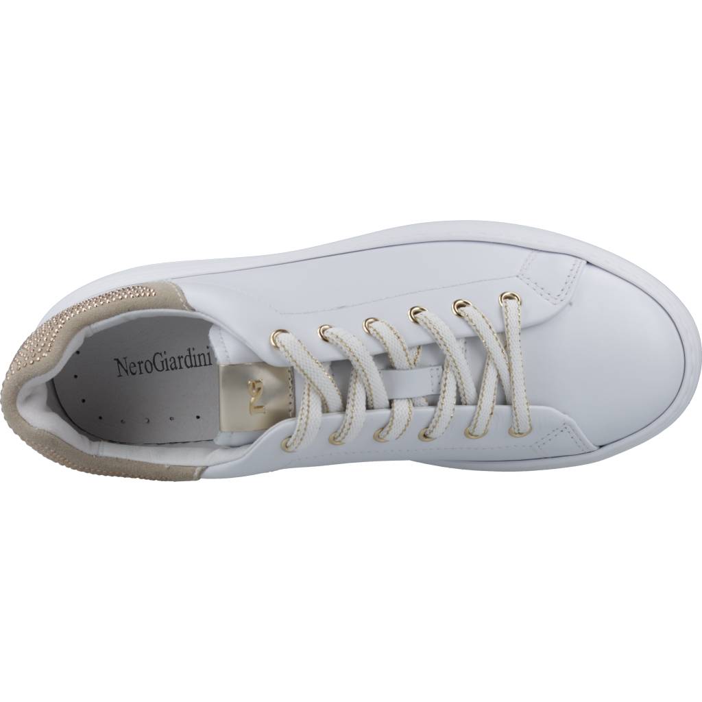 NERO GIARDINI ED en color BLANCO (7)