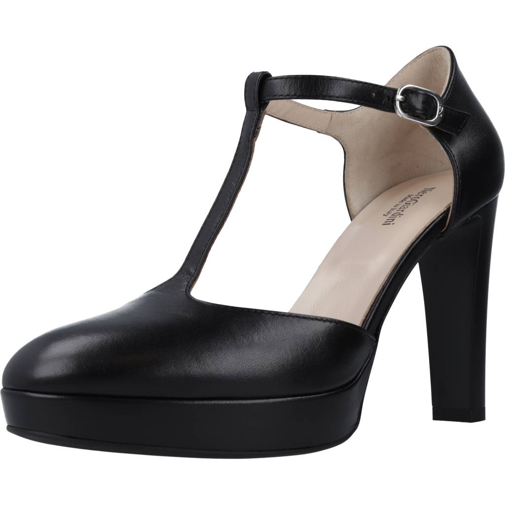 NERO GIARDINI EDE en color NEGRO (1)