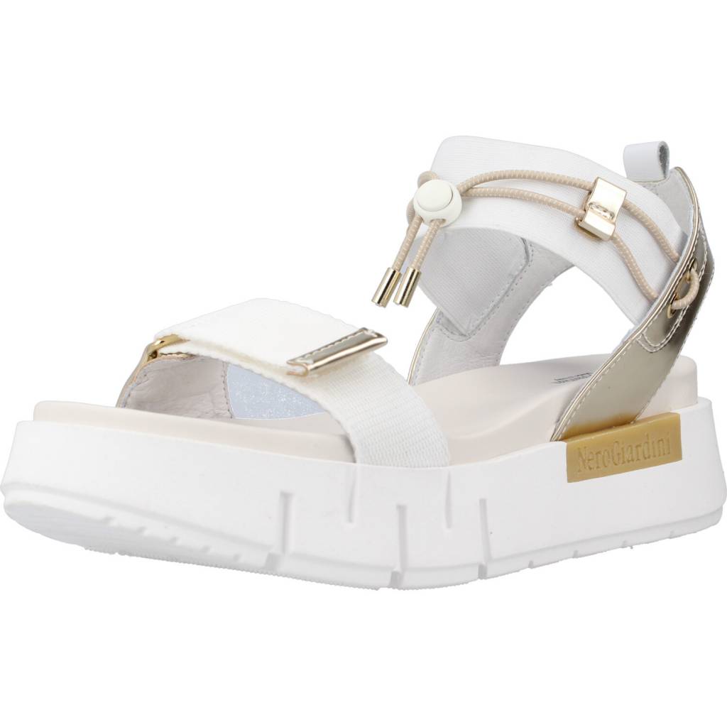 NERO GIARDINI ED en color BLANCO (1)