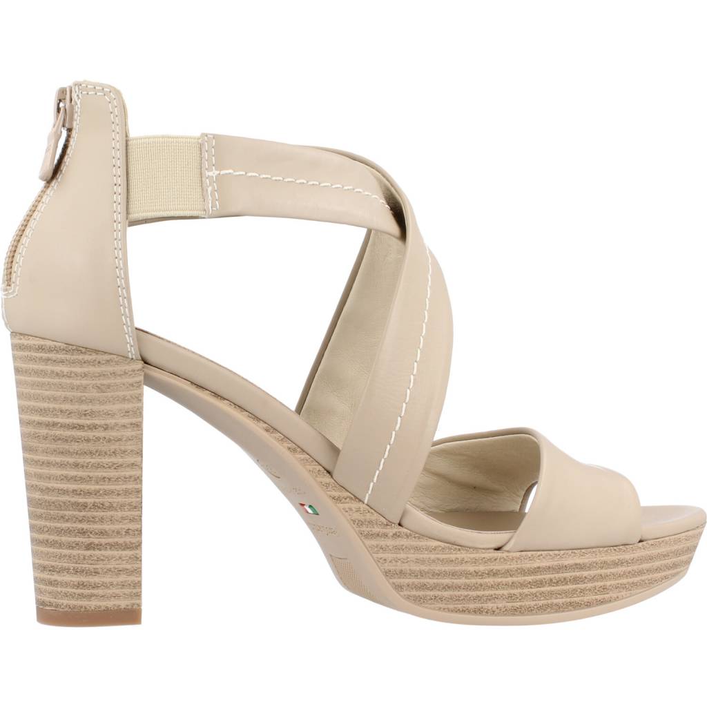 NERO GIARDINI ED en color BEIS (4)