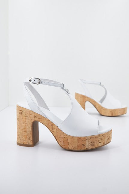 NERO GIARDINI ED en color BLANCO (2)