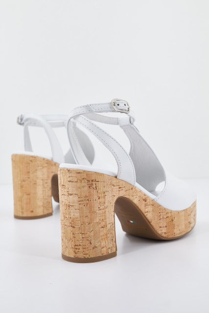 NERO GIARDINI ED en color BLANCO (3)