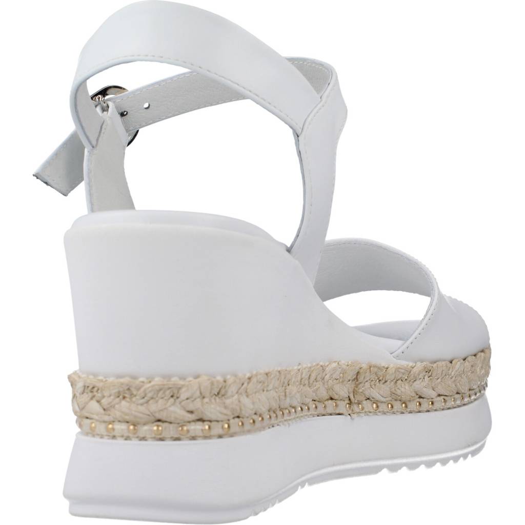 NERO GIARDINI en color BLANCO (3)