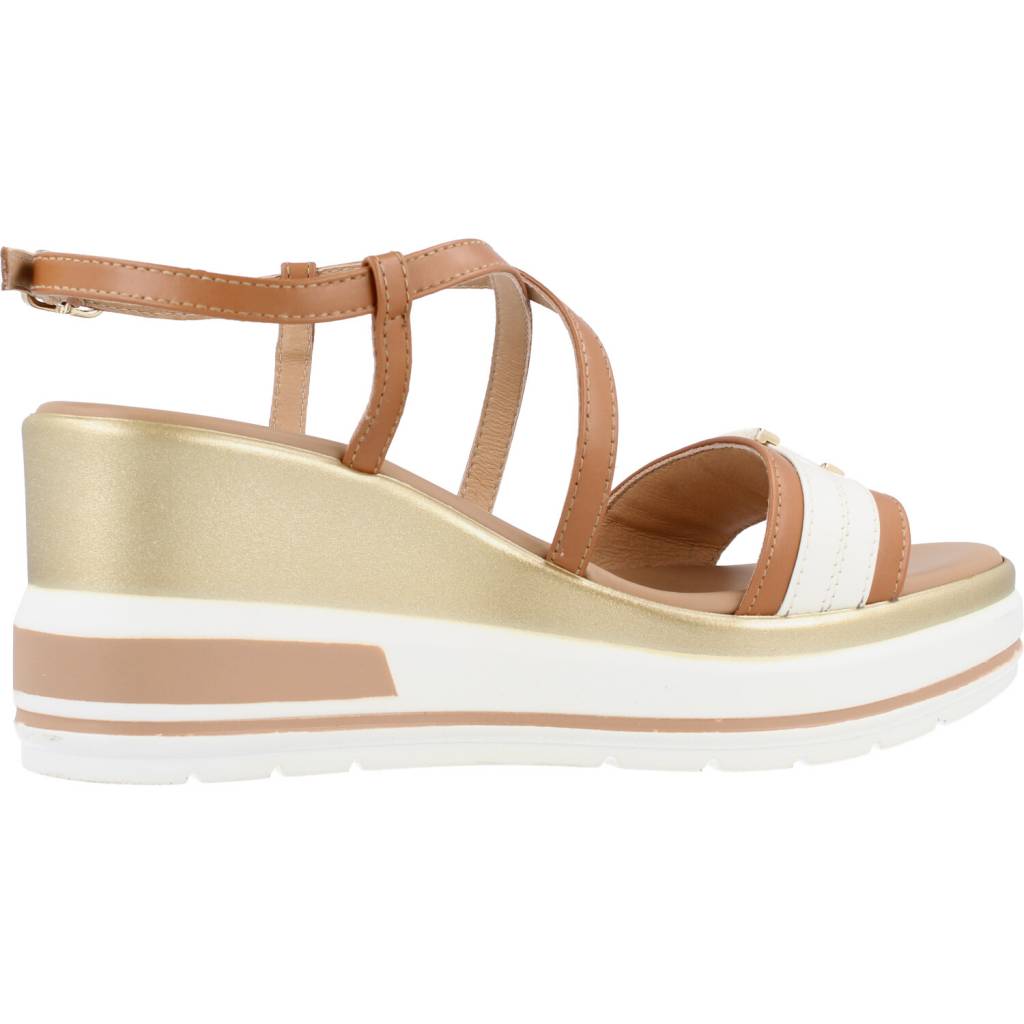 NERO GIARDINI ED en color MARRON (4)
