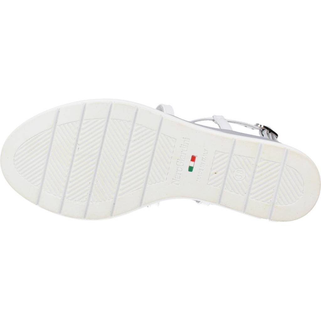 NERO GIARDINI ED en color BLANCO (6)