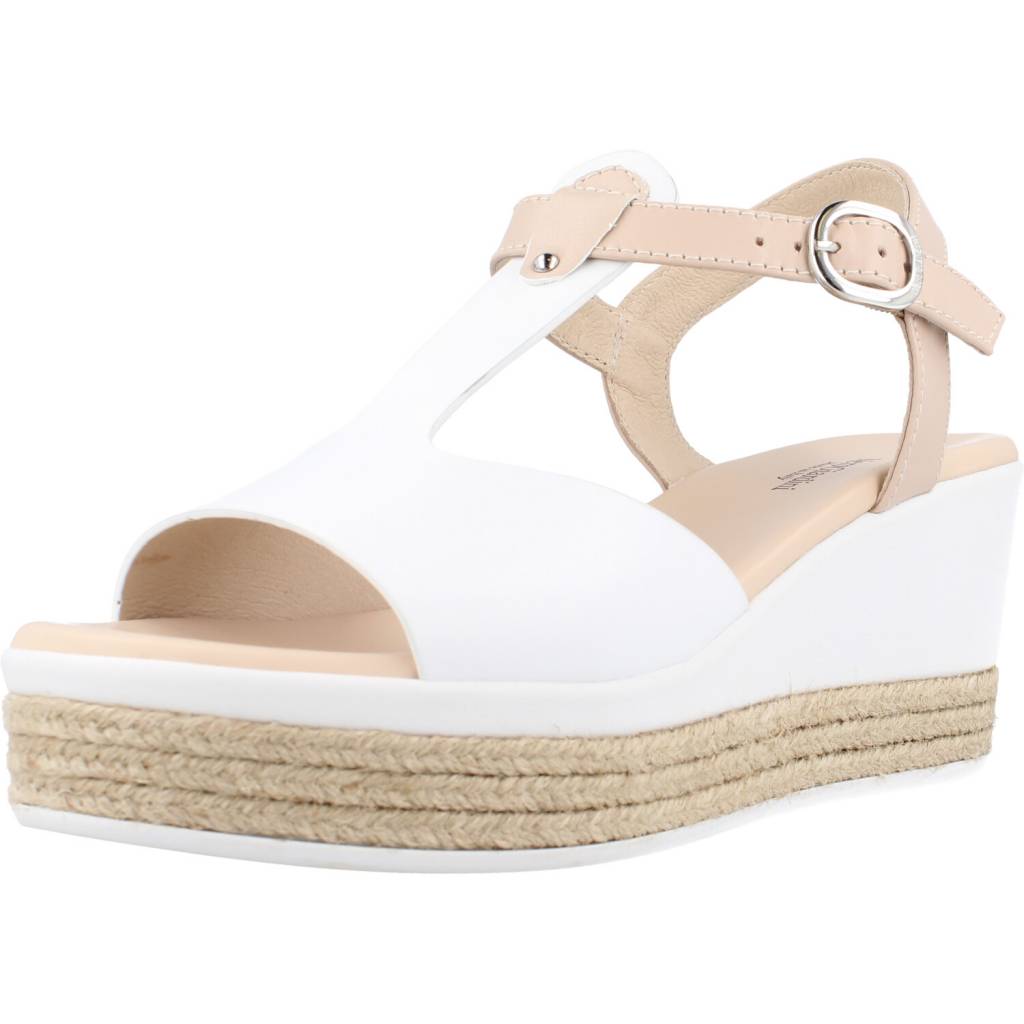 NERO GIARDINI ED en color BLANCO (1)
