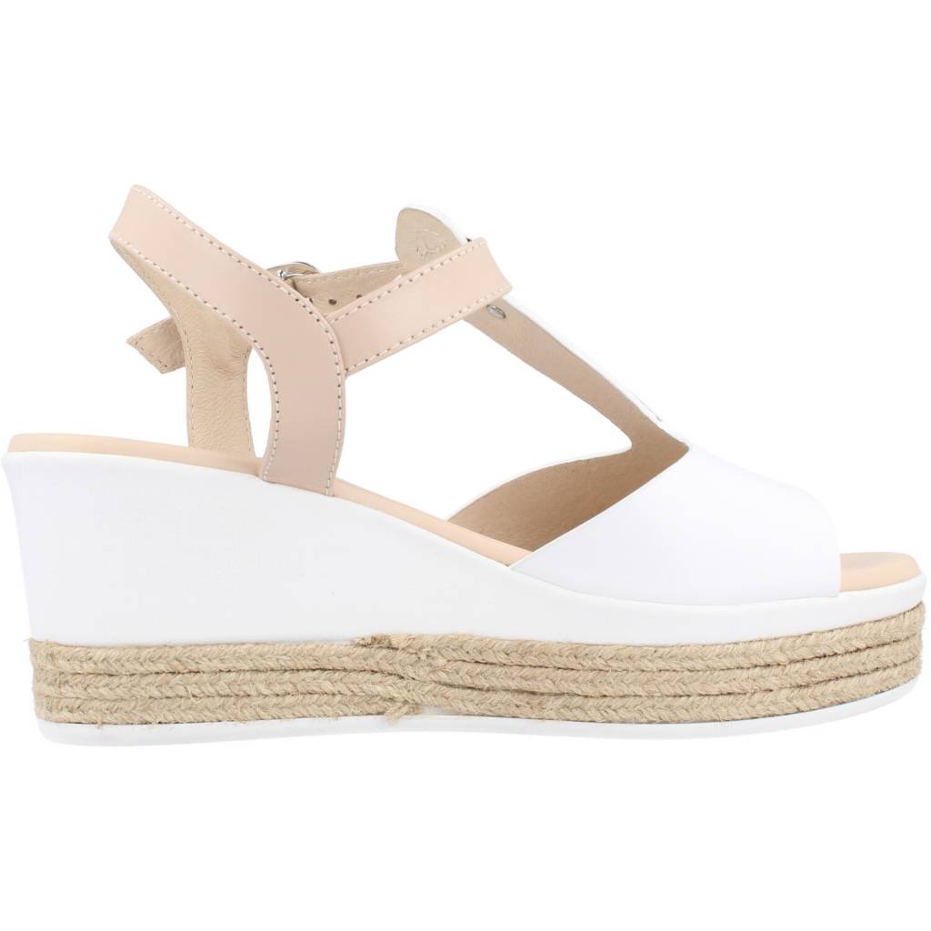 NERO GIARDINI ED en color BLANCO (4)