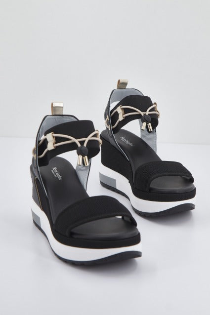 NERO GIARDINI ED en color NEGRO (1)