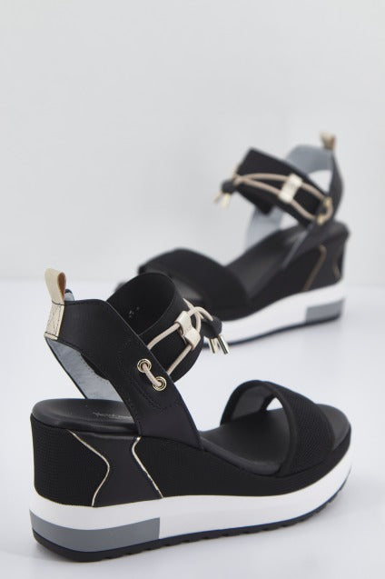 NERO GIARDINI ED en color NEGRO (2)