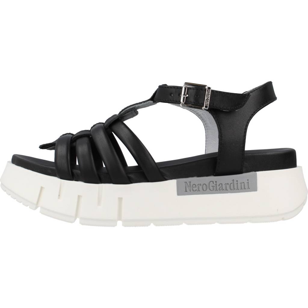 NERO GIARDINI ED en color NEGRO (2)