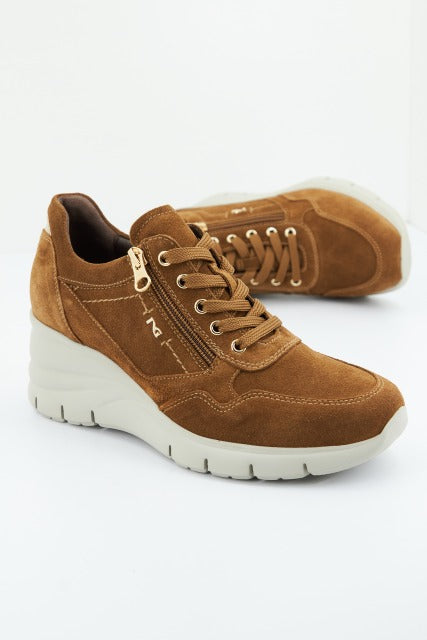 NERO GIARDINI ID en color MARRON (1)