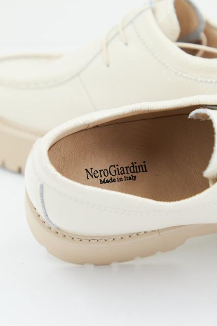 NERO GIARDINI ID en color BLANCO (4)