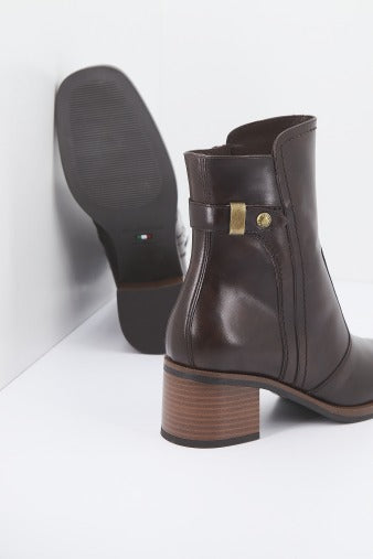 NERO GIARDINI ID en color MARRON CLARO (3)