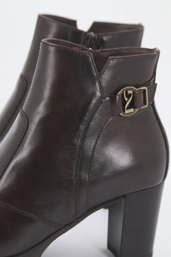 NERO GIARDINI ID en color MARRON (4)