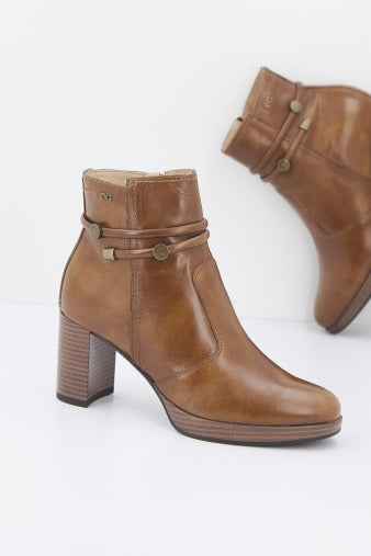 NERO GIARDINI ID en color MARRON CLARO (1)