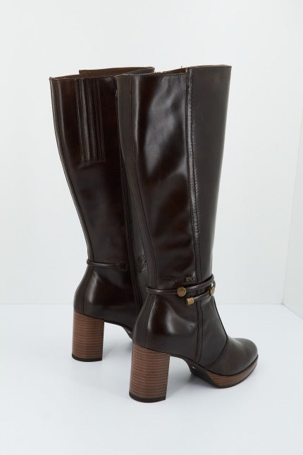 NERO GIARDINI ID en color MARRON (3)