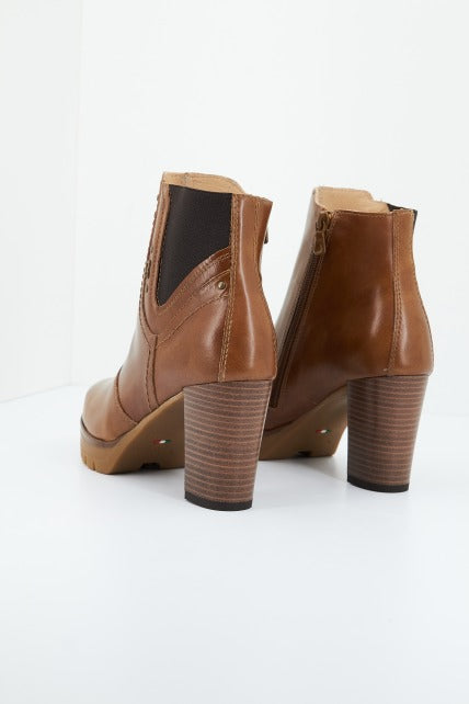 NERO GIARDINI ID en color MARRON (2)