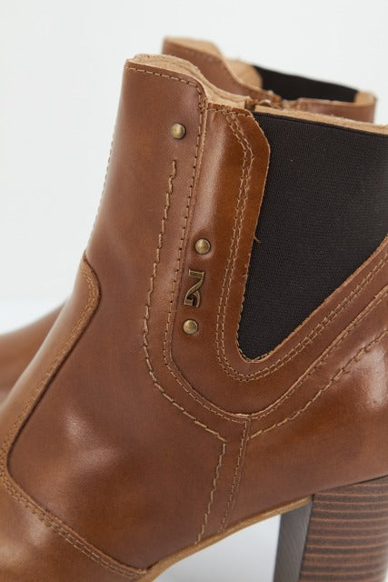 NERO GIARDINI ID en color MARRON (4)