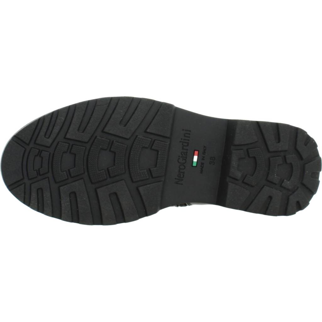 NERO GIARDINI ID en color NEGRO (6)