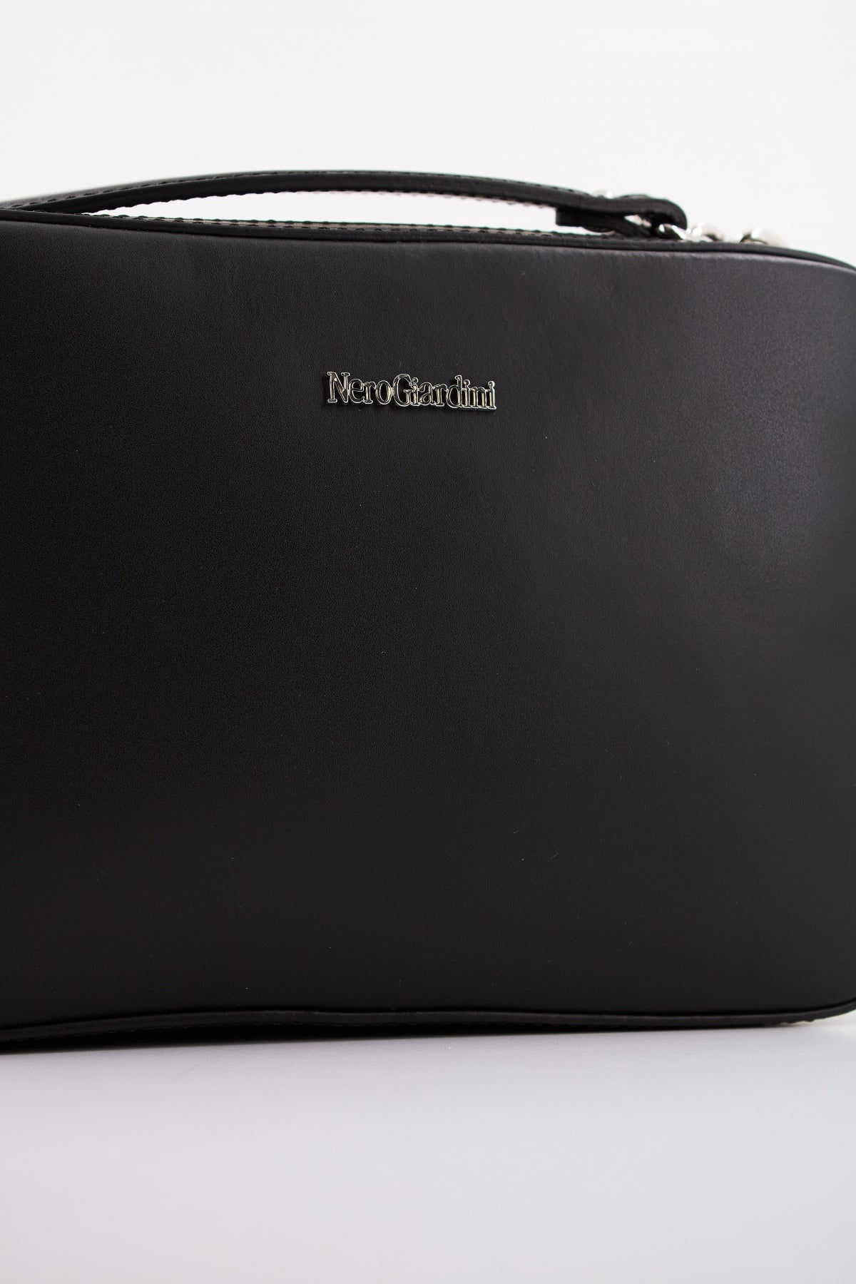 NERO GIARDINI RENO en color NEGRO (4)