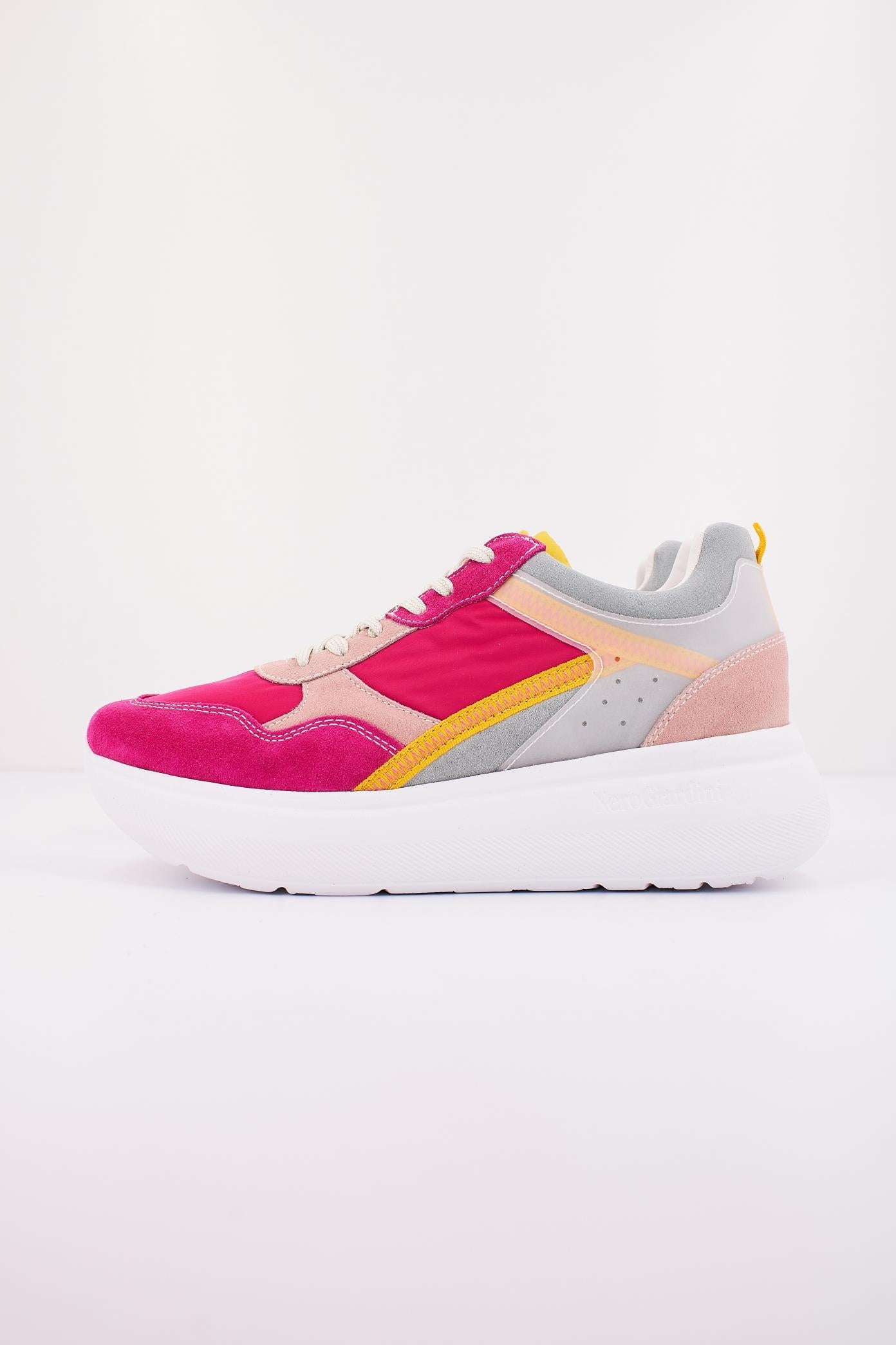 NERO GIARDINI ED en color ROSA (1)