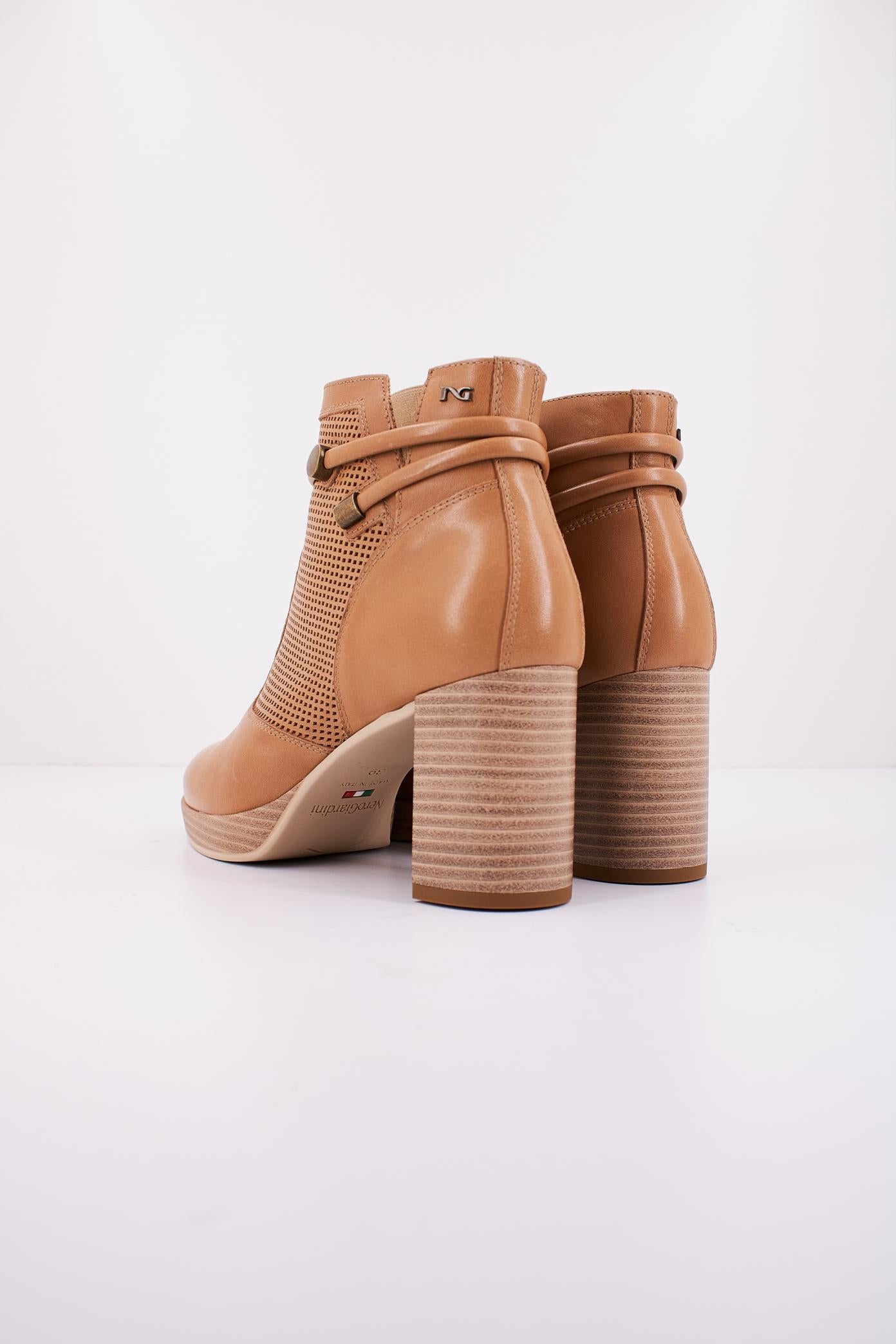 NERO GIARDINI ED en color MARRON (3)