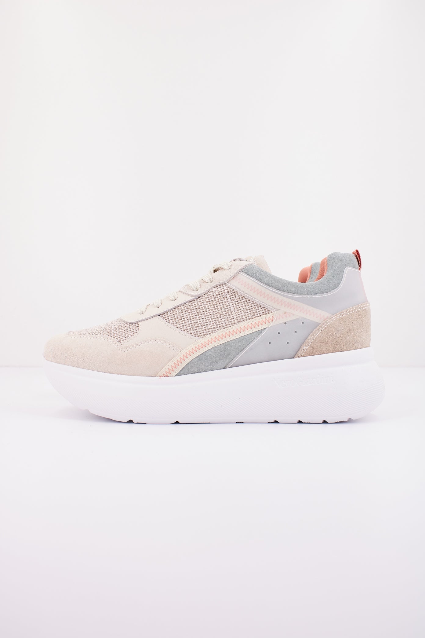 NERO GIARDINI ED en color BEIS (1)