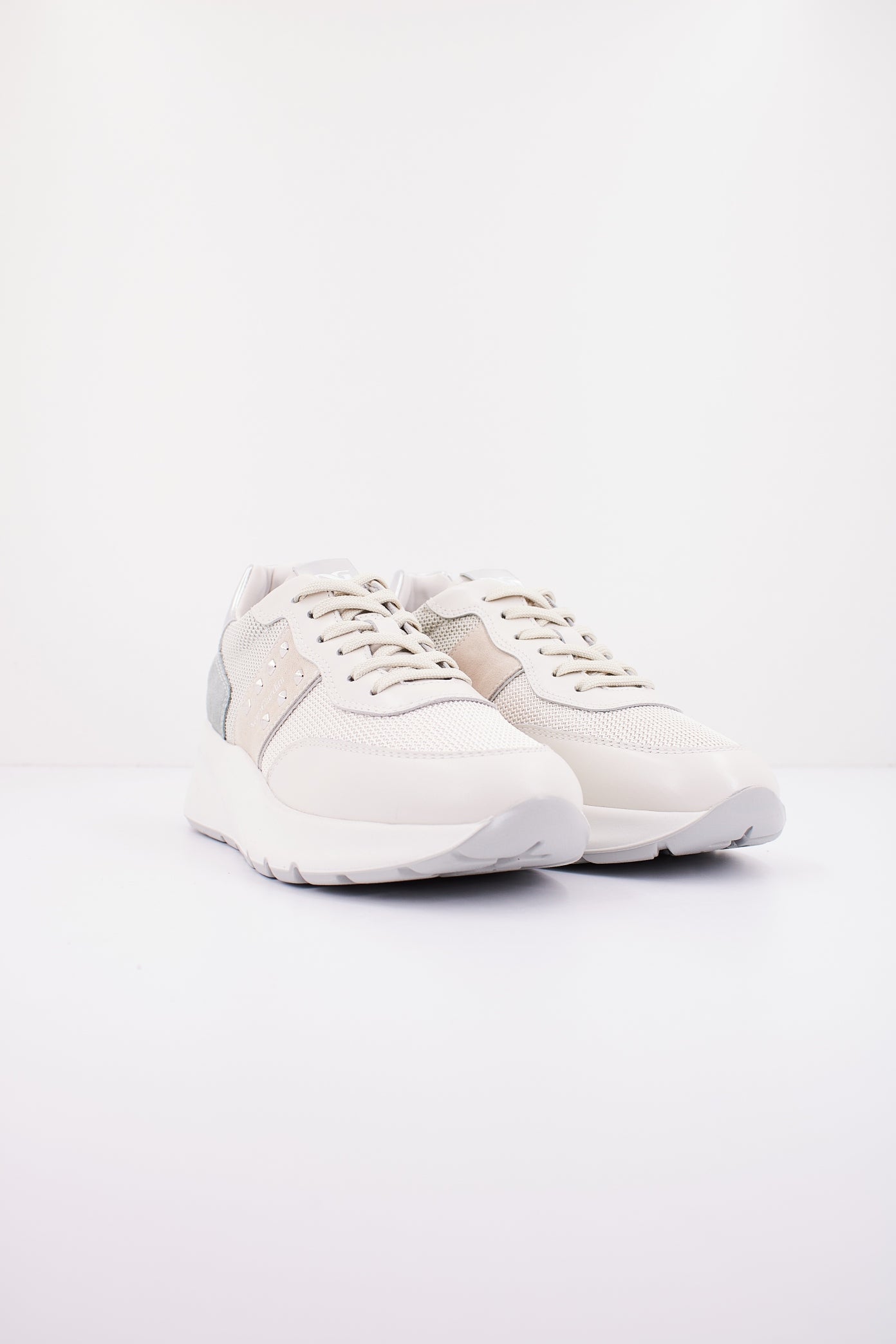 NERO GIARDINI ED en color BLANCO (2)