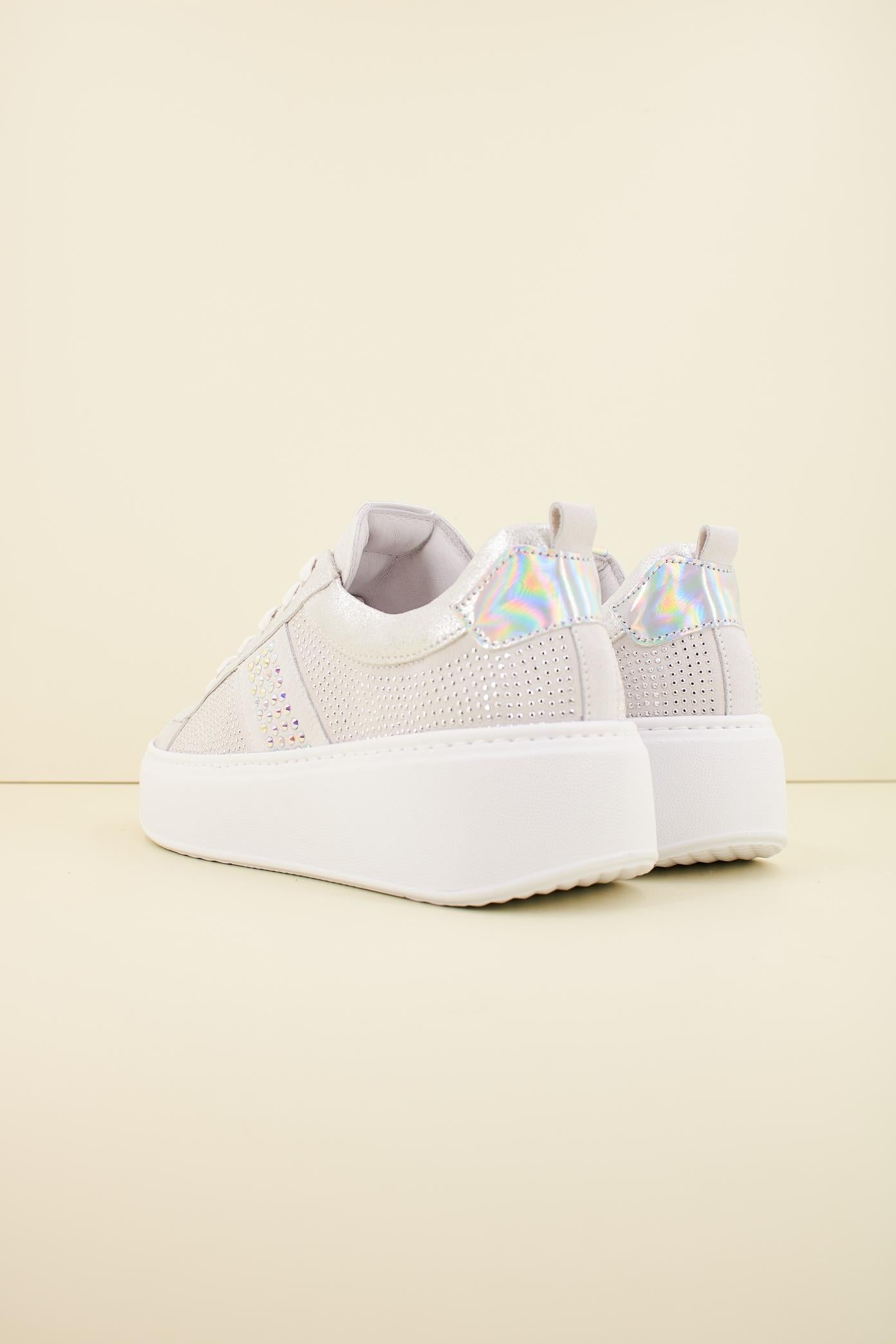 NERO GIARDINI ED en color BLANCO (3)