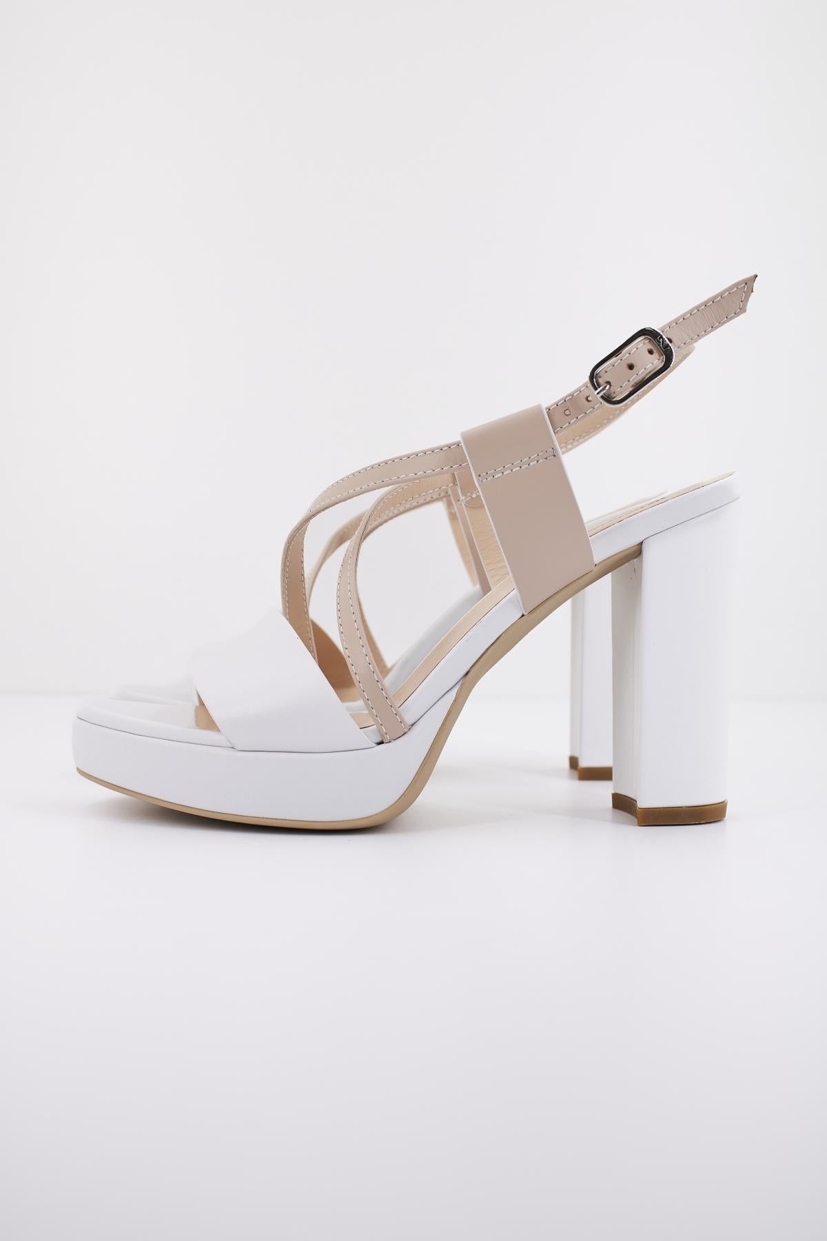 NERO GIARDINI ED en color BLANCO (1)