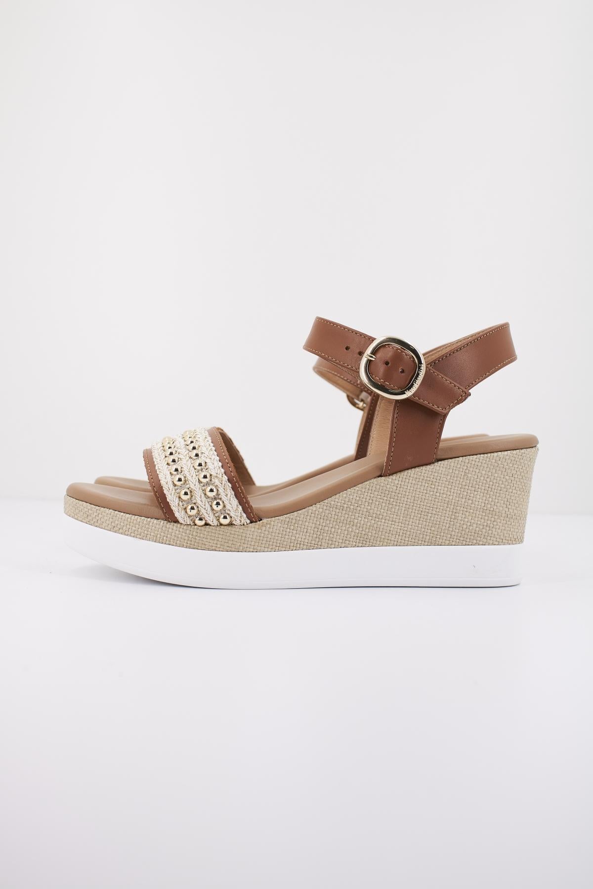 NERO GIARDINI ED en color MARRON (1)