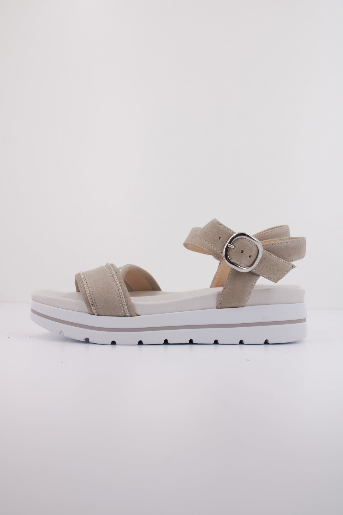 NERO GIARDINI ED en color GRIS (1)