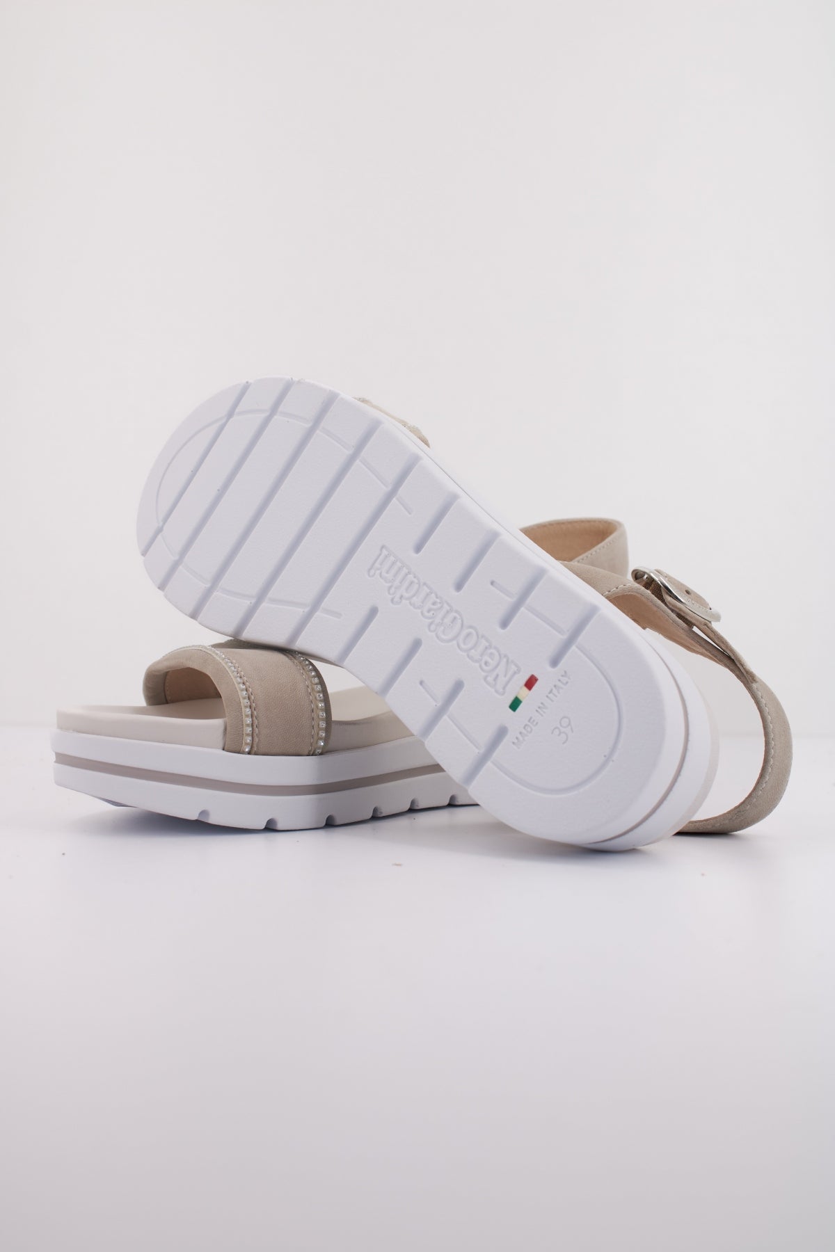 NERO GIARDINI ED en color GRIS (5)