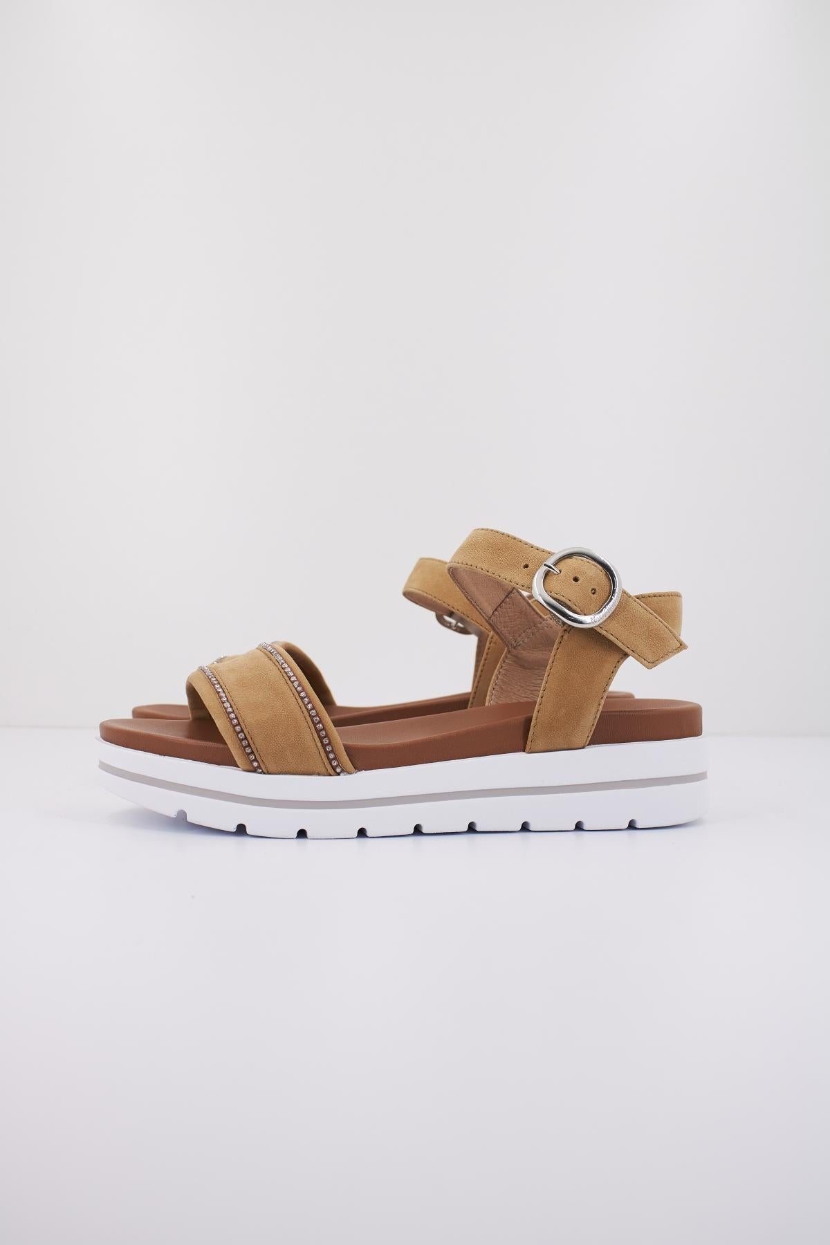 NERO GIARDINI ED en color MARRON CLARO (1)