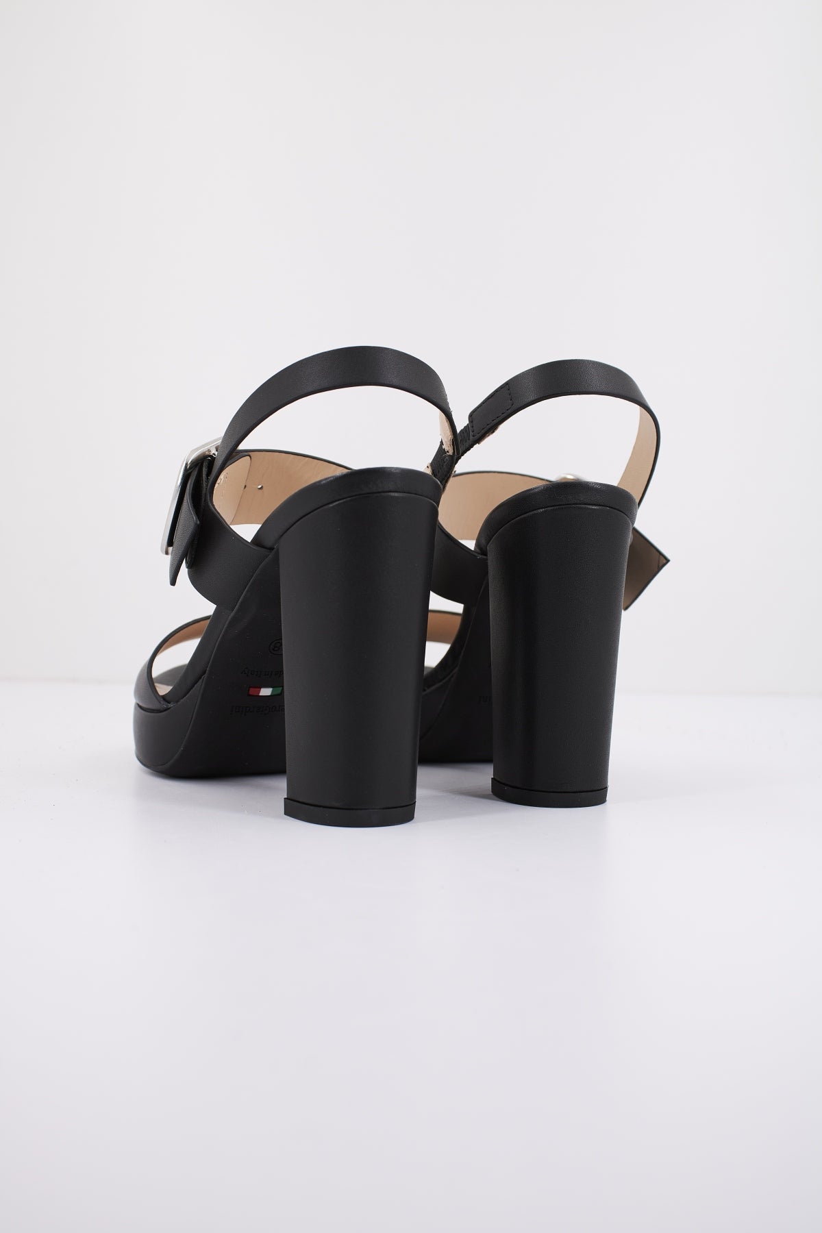 NERO GIARDINI ED en color NEGRO (3)