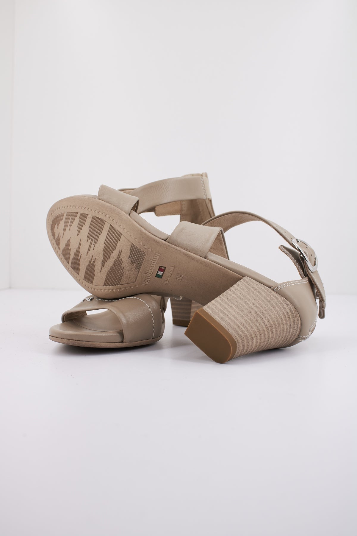 NERO GIARDINI ED en color BEIS (4)