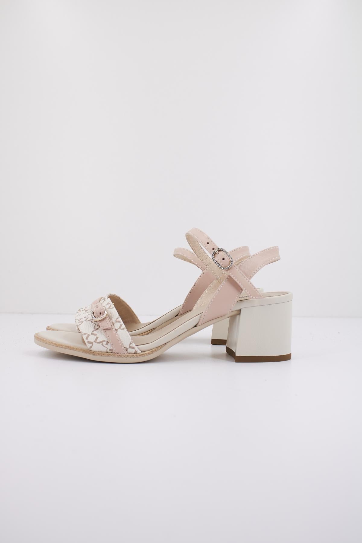 NERO GIARDINI ED en color NUDE (1)