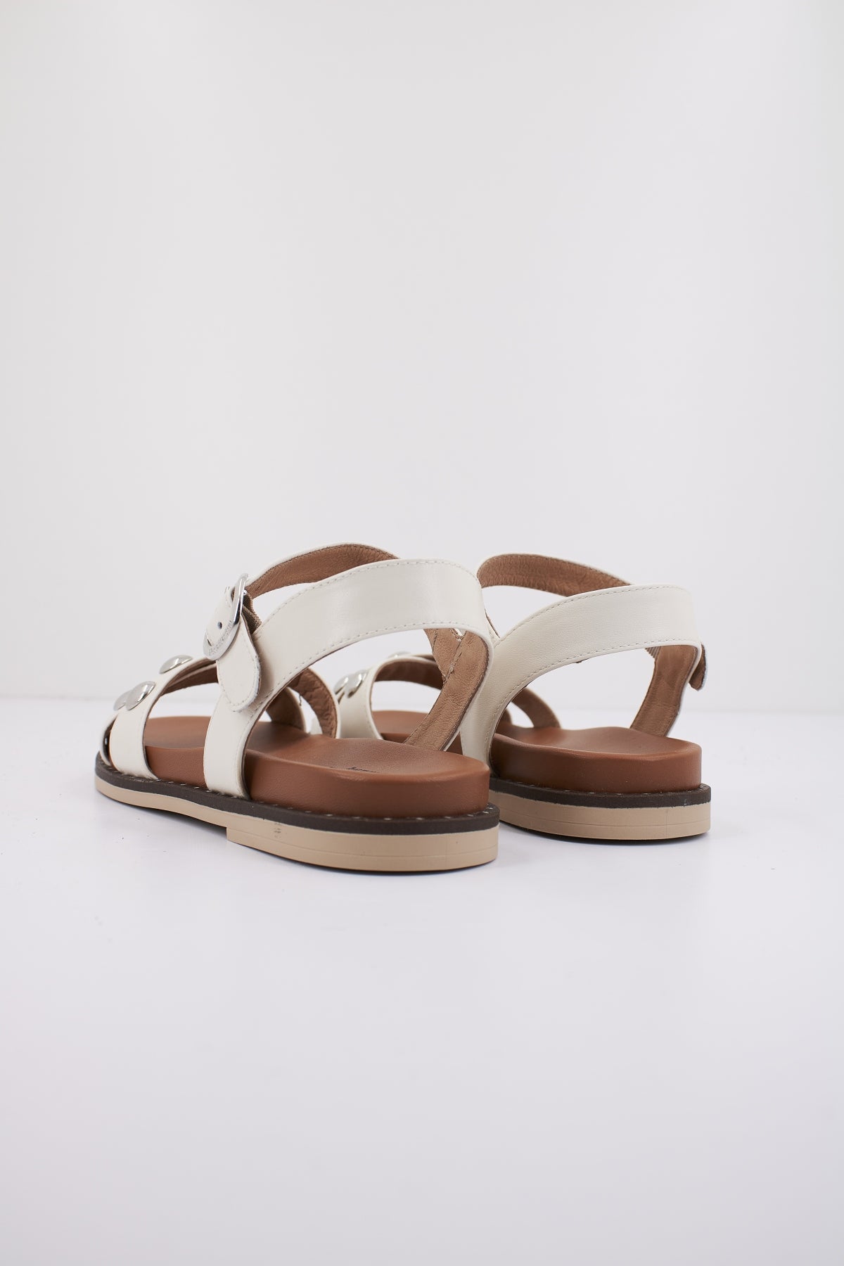 NERO GIARDINI ED en color BLANCO (3)