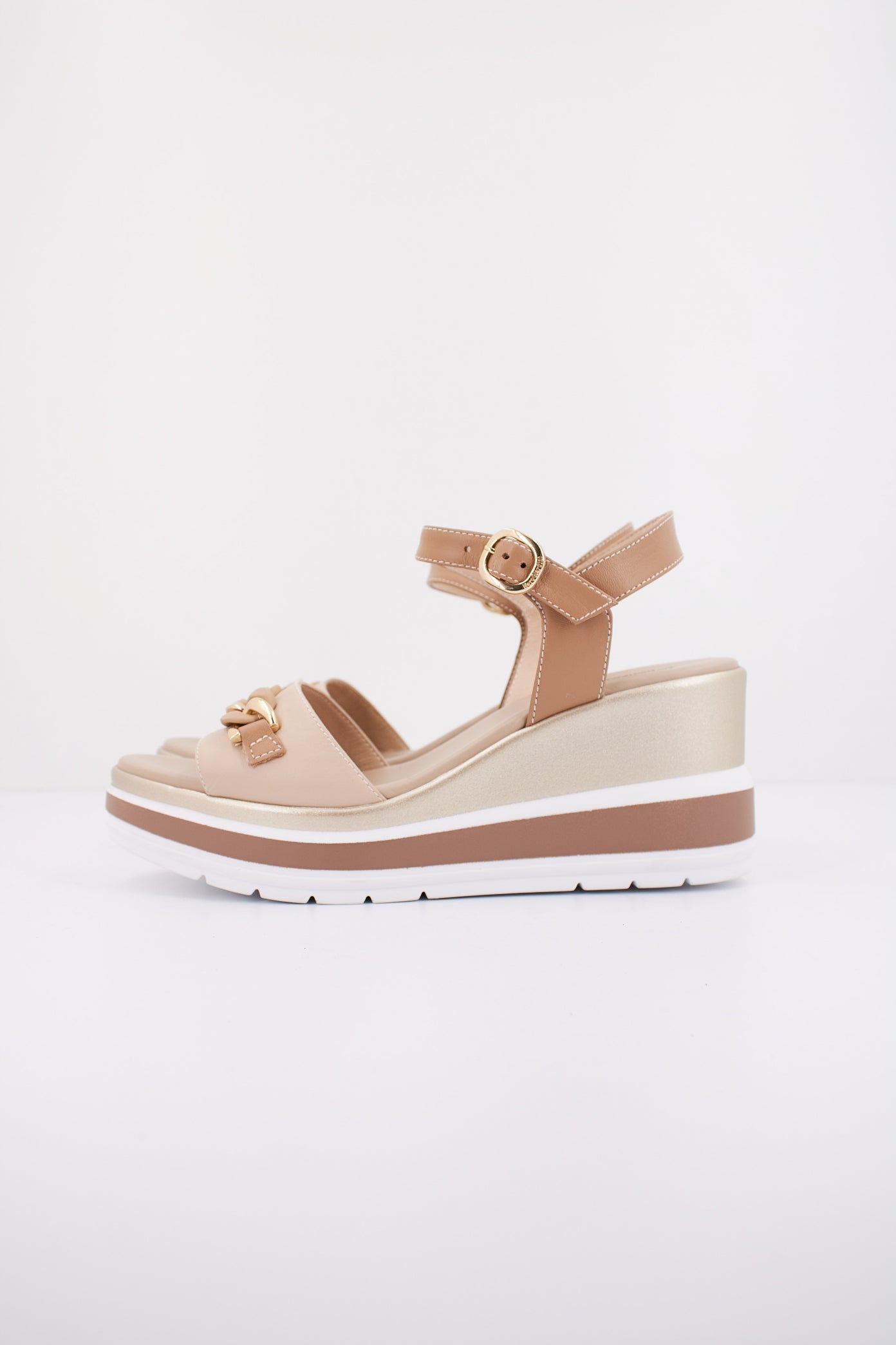 NERO GIARDINI ED en color MARRON CLARO (1)
