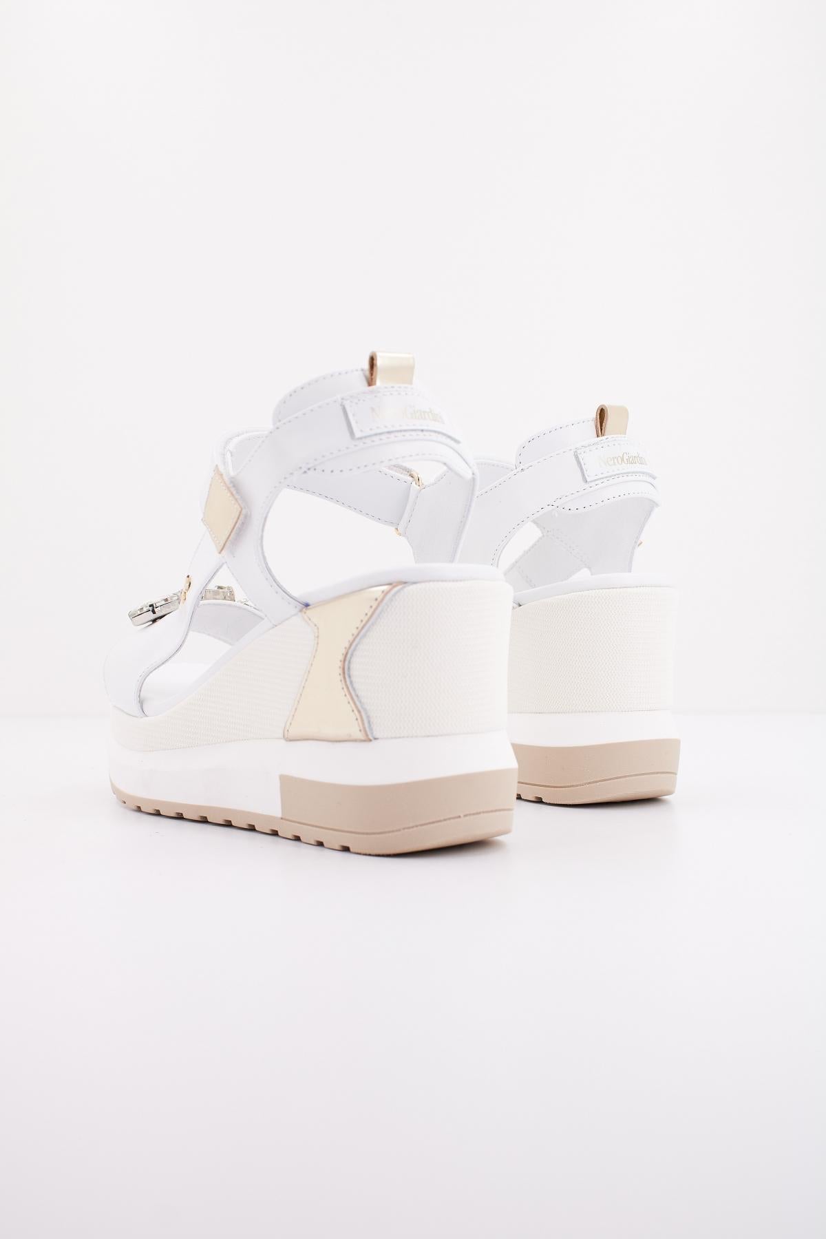 NERO GIARDINI ED en color BLANCO (3)