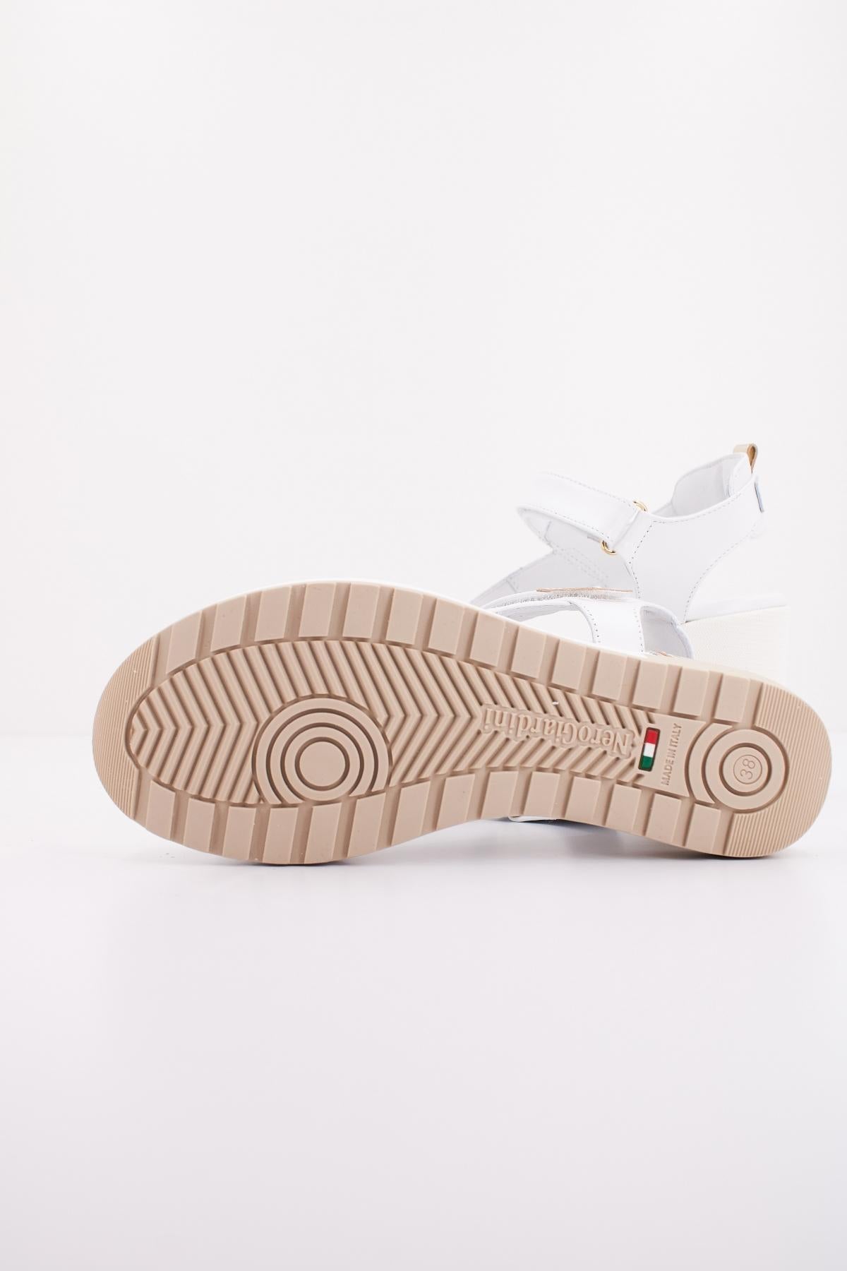NERO GIARDINI ED en color BLANCO (4)