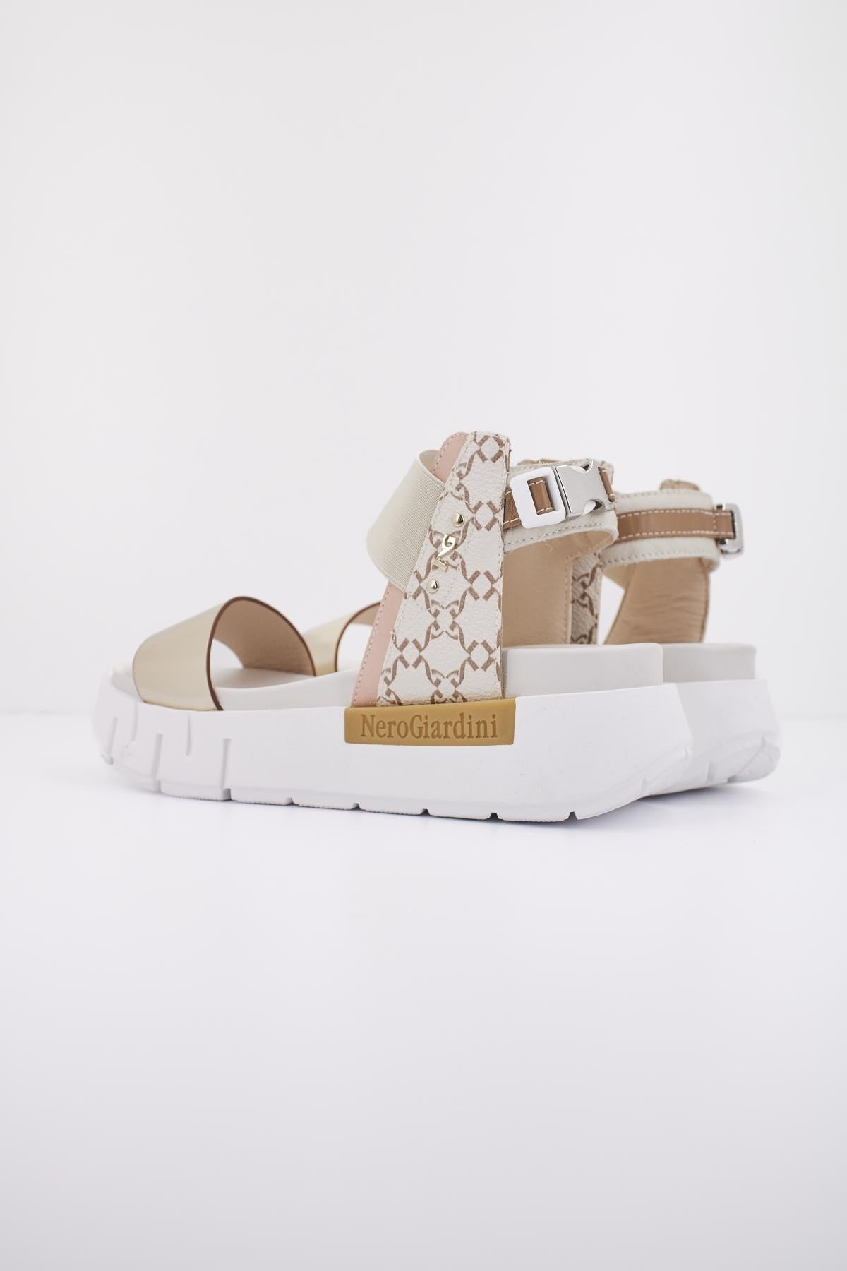 NERO GIARDINI ED en color ORO (3)