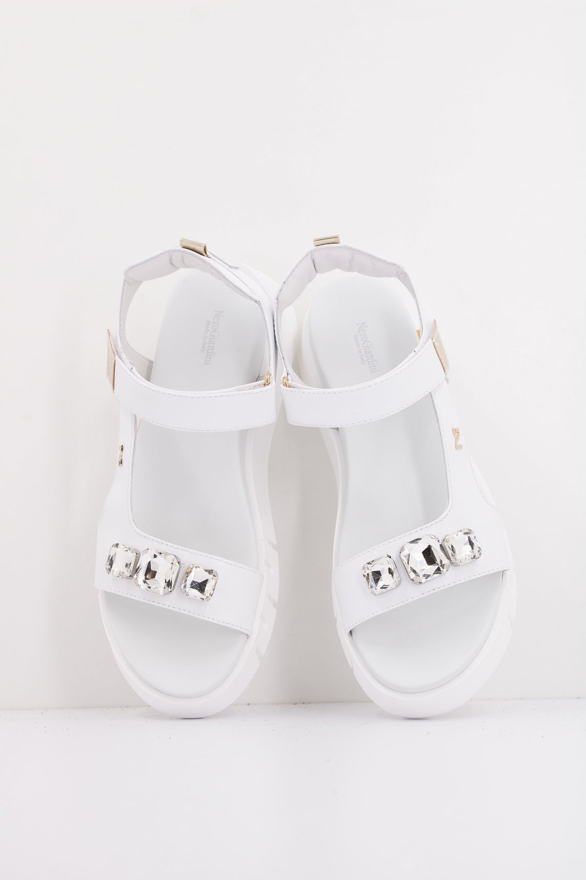 NERO GIARDINI ED en color BLANCO (3)