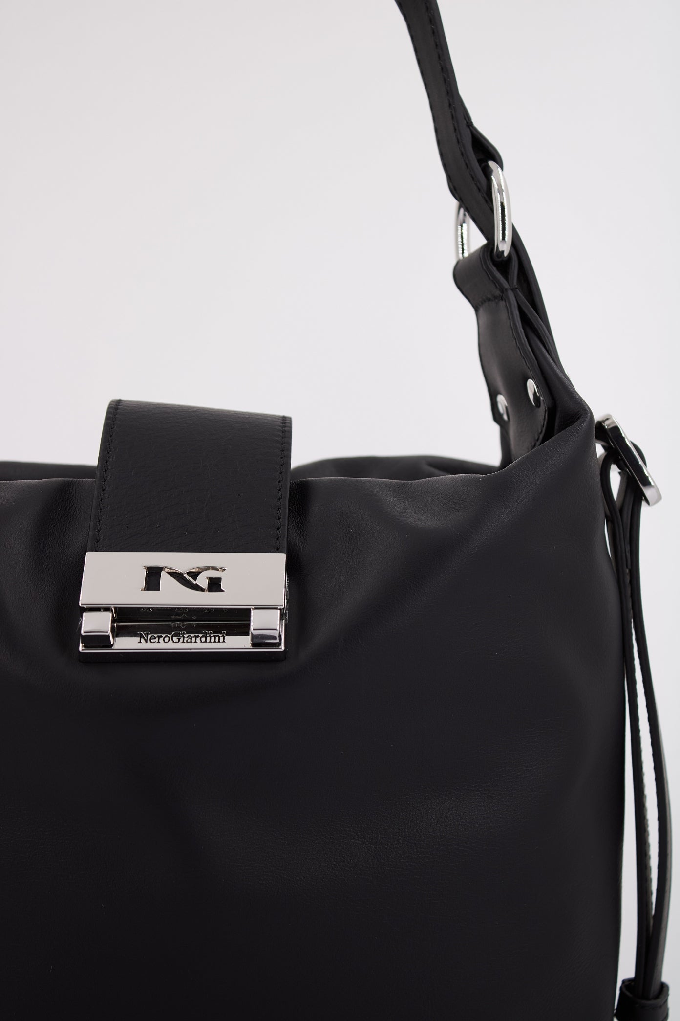 NERO GIARDINI BORSE IN PELLE en color NEGRO (4)