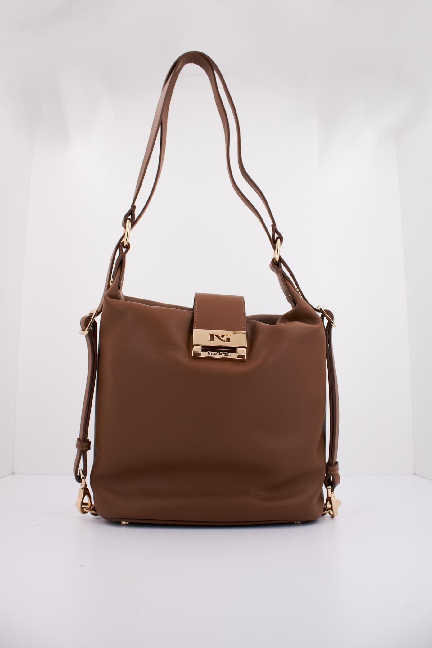 NERO GIARDINI ID en color MARRON (1)