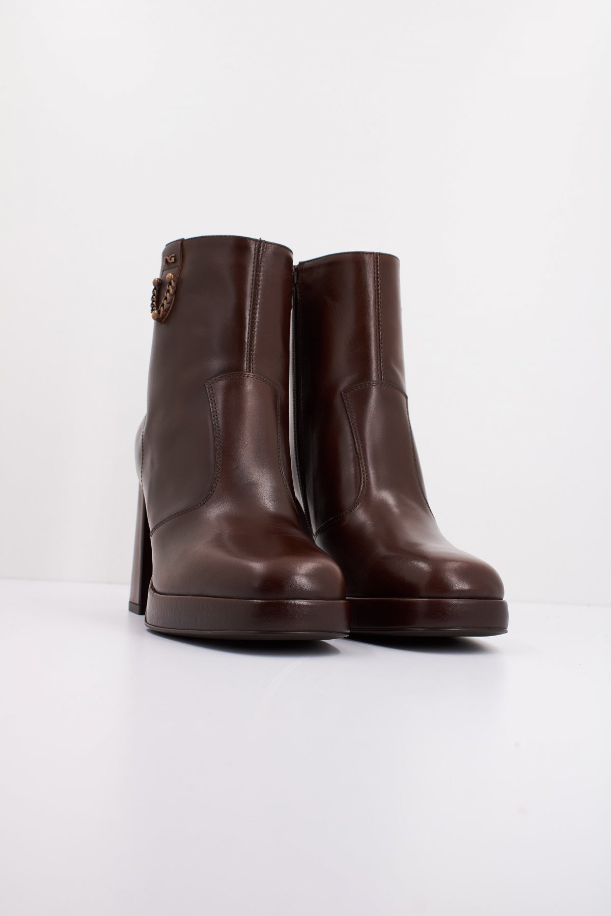 NERO GIARDINI ID en color MARRON (2)