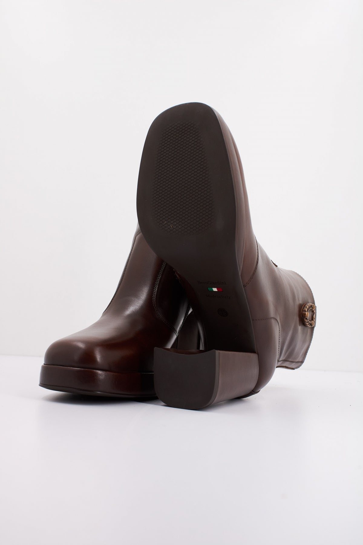 NERO GIARDINI ID en color MARRON (5)